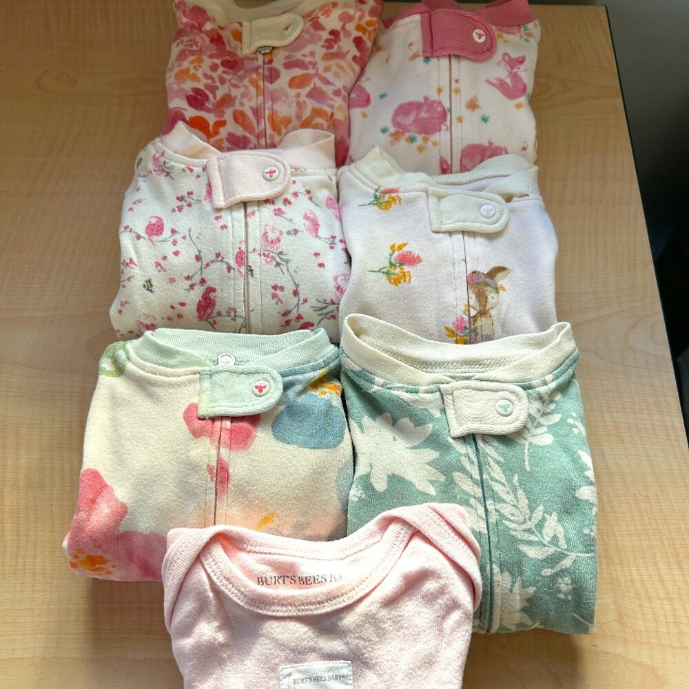Burts Bees Organic Cotton 0-3 month onesie pajamas